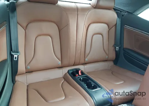 2011 Audi A5 2.0T Premium из США, поврежденный, VIN WAUJFAFH7BN018035